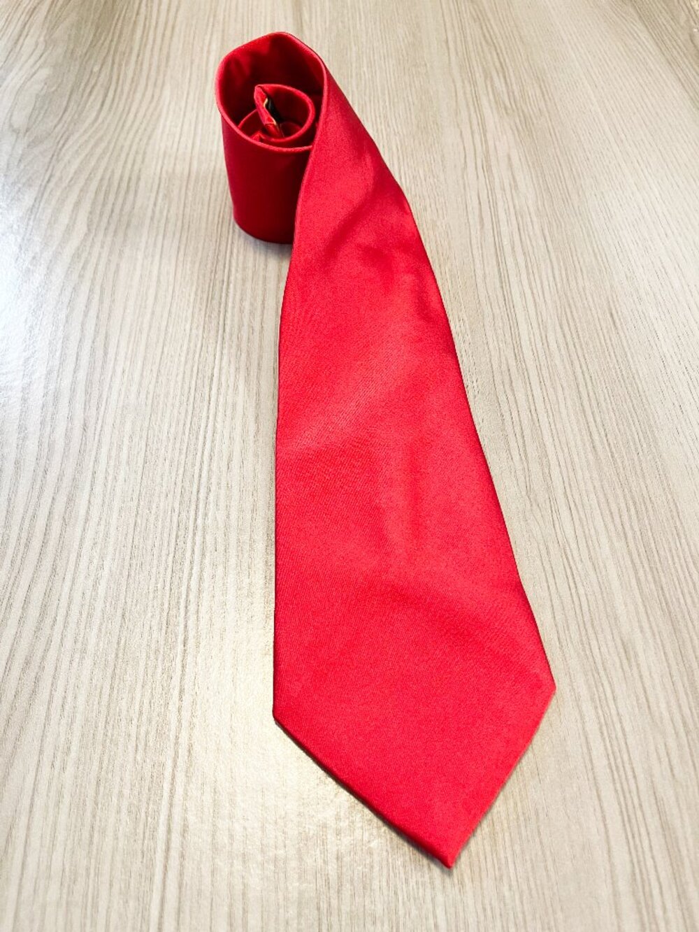 Donald J. Trump Presidential Seal Red Men’s Necktie Solid Satin Tie